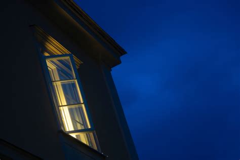 How to Safely Keep Your Windows Open Overnight - SCI Windows