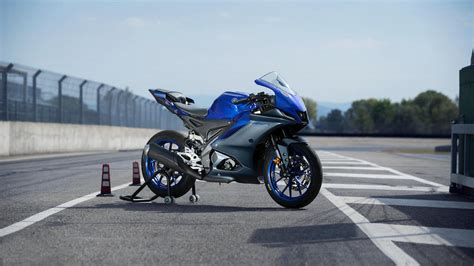 2023 Yamaha R125 - First Look - SportBikes Inc Magazine