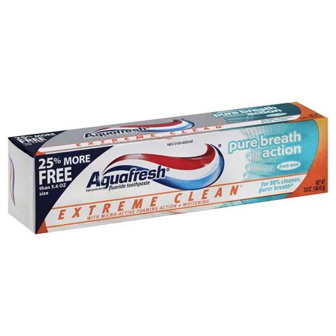 AquaFresh Extreme Clean 7 Oz. Pure Breath Action Toothpaste - Walmart.com