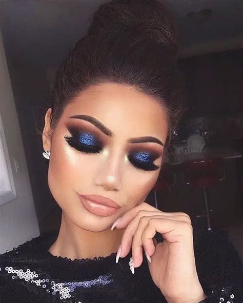 Eye Makeup Ideas For A Blue Dress | Saubhaya Makeup