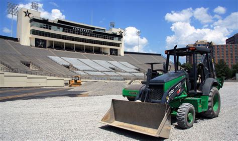 Dudley Field renovation will close part of Natchez Trace | Vanderbilt ...