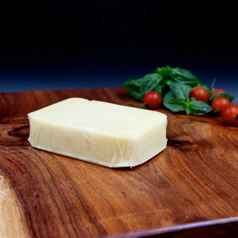 Mozzarella Cheese – Farmer & Butcher