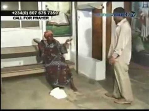 TB Joshua. Healing cancer of the leg - YouTube