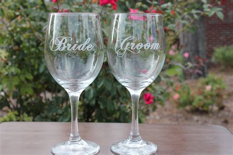 2 Wine Glasses Wedding Bridal Party Personalized Wine