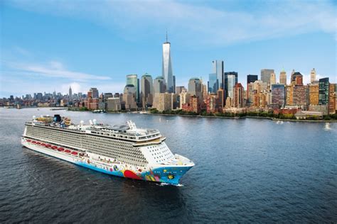 Tips for Enjoying Your New York Sightseeing Cruise - CharterMeNow