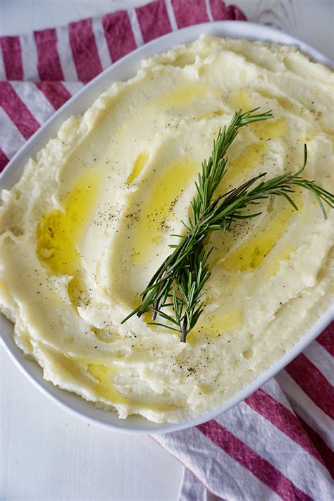 Rosemary Mashed Potatoes - The Foodie Patootie