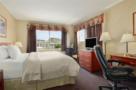 Days Inn by Wyndham Vancouver Airport | Richmond, BC Hotels