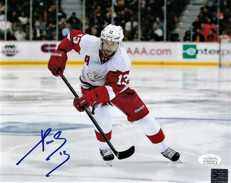 Pavel Datsyuk Autographed Detroit Red Wings 8×10 Photo – House of Hockey