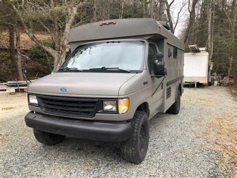 This $10,000 Used Minibus Camper Van Will Show You What’s Out There