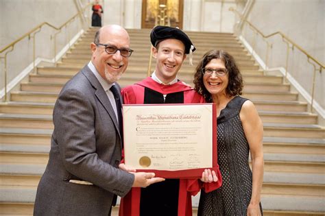 Mark Zuckerberg finally graduates with a Doctor of Laws degree - News – The Insiter