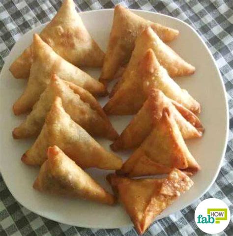 Mouth-Watering Kenyan Beef Samosa Recipe: Minced Meat Samosas | Fab How