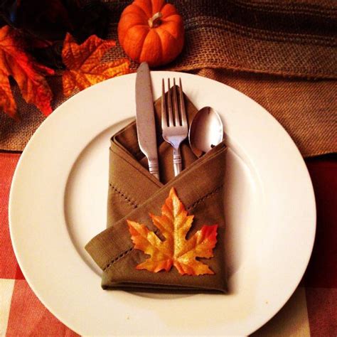 Pretty party decor | Fall napkins, Thanksgiving napkin folds ...