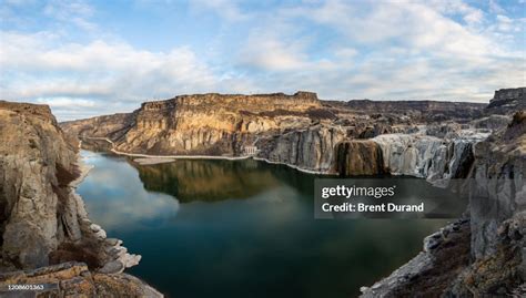 Shoshone Falls Idaho In Winter High-Res Stock Photo - Getty Images