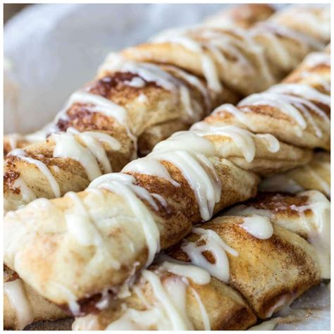 Cinnamon Sticks Recipe With Bread