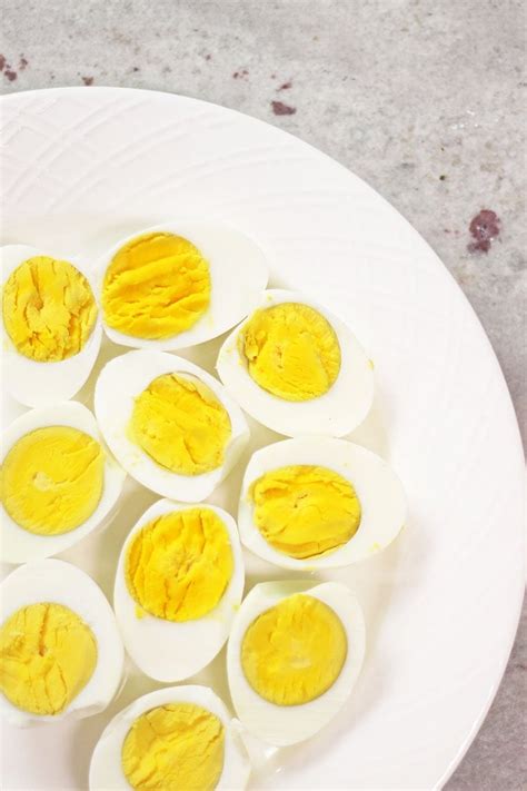 Instant Pot Hard Boiled Eggs - Pressure Cooker Meals