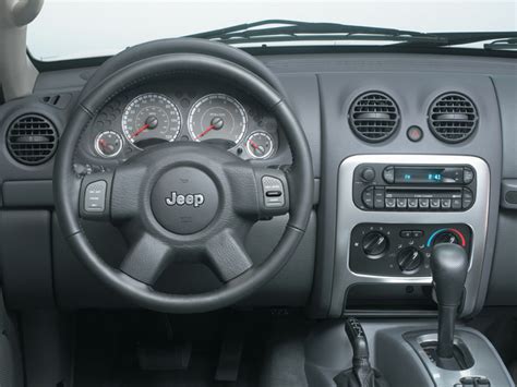 2007 Jeep Liberty Interior Pictures | Brokeasshome.com