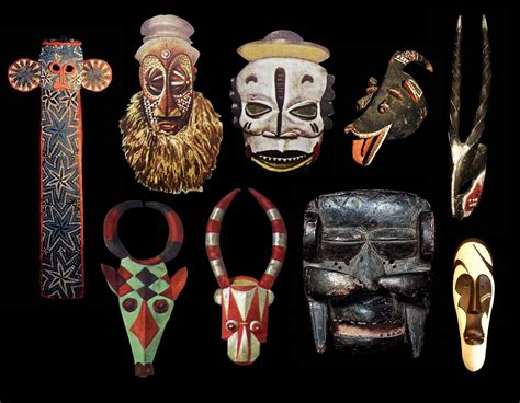 METERS AND METERS OF INTERNET: d: African masks