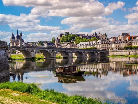 Loire Valley: The Land of Castles Cycling Tour | 10Adventures