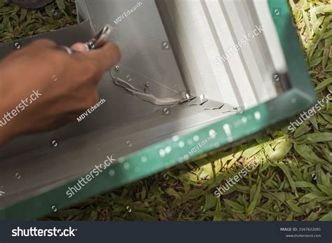 58 Sealant Gutter Images, Stock Photos & Vectors | Shutterstock