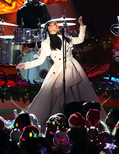 The 12 best new Christmas songs of 2022