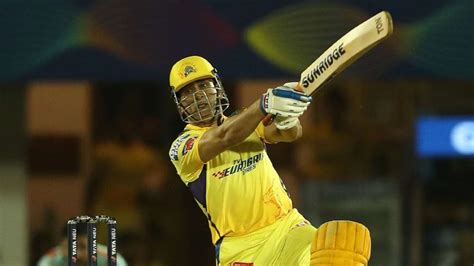 WATCH: MS Dhoni hits HUGE six on first ball of innings during LSG vs ...