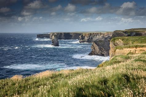 Kilkee cliff walk and scenic drive - Wild Atlantic Wayfarers