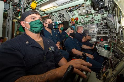 How is Life in a Submarine? - Naval Post- Naval News and Information