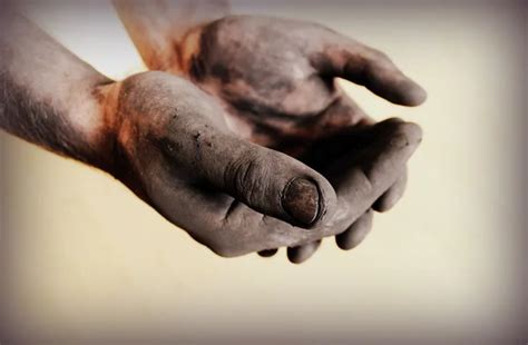 Dirty hands Stock Photos, Royalty Free Dirty hands Images | Depositphotos