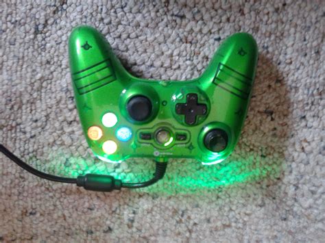 Nerd Bacon Magazine – Mini Pro EX Controller – Xbox 360