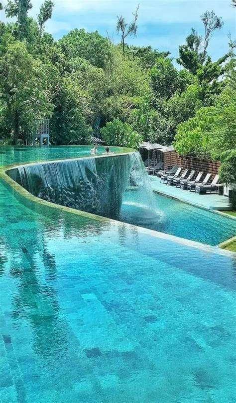 25 Best Hotel Swimming Pools in the World | Vakantie reizen, Vakantie plekken, Vakantiebestemmingen