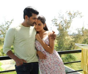 Thadam Movie Cast, Review, Wallpapers & Trailer