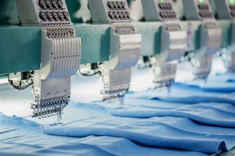 What Types of Machines Are Needed for a Garment Factory? - Alibaba.com Reads