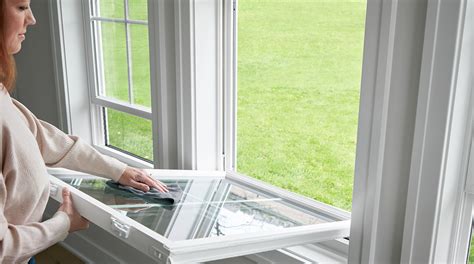 how-to-clean-window.jpg