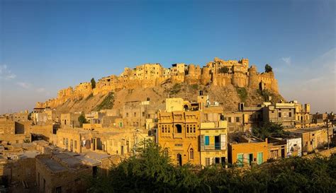 Jaisalmer fort is one of the wonders of Rajasthani design. History of Fort