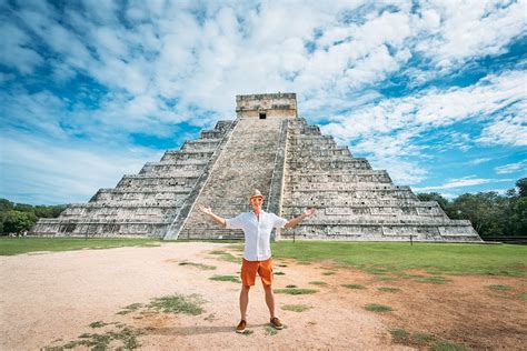 Chichén Itzá: Tips For Visiting Mexico's Famous Mayan Temple