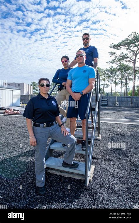 Fletc ice instructors hi-res stock photography and images - Alamy