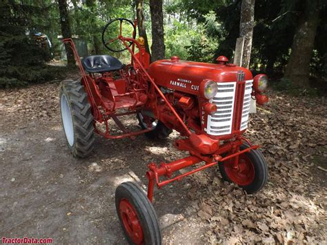 TractorData.com Farmall Super Cub tractor photos information