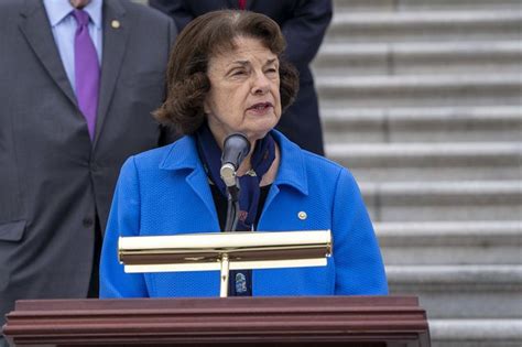 Dianne Feinstein Files Nomination to Run for Senate Again Amid Alzheimer's Rumors