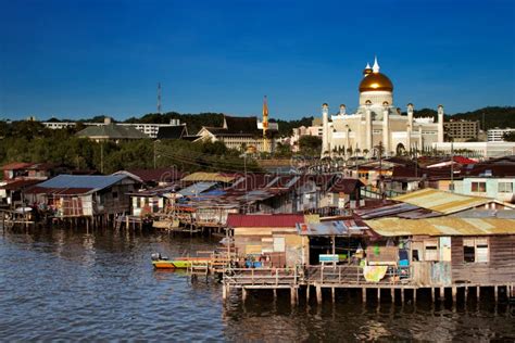 Famed Water Village of Brunei S Capital City Stock Image - Image of rural, people: 29439755