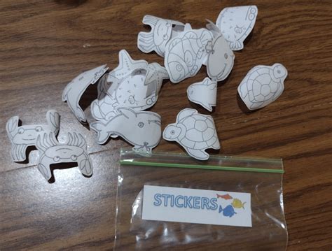 How to Make DIY Stickers With Paper