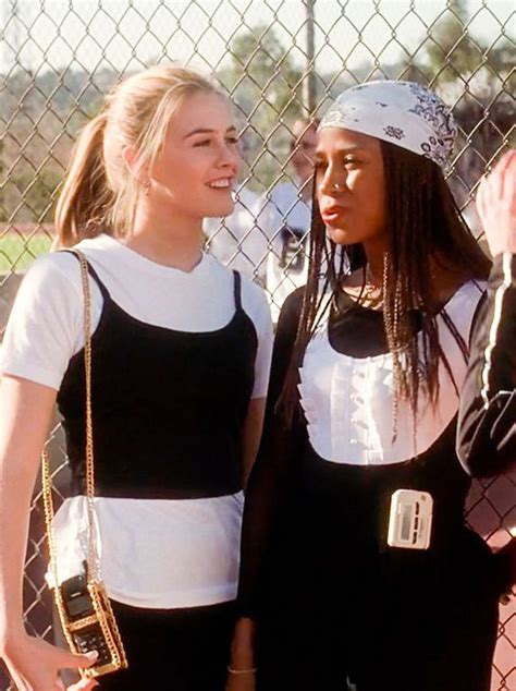 12 ways to wear a bandana, the most badass '90s accessory trend - FASHION Magazine