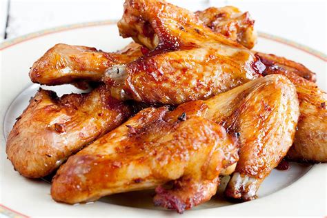 Buffalo style chicken wings - ohmydish.com