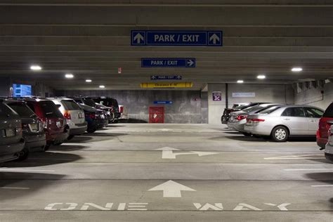 Convention Center Parking Facility - Architizer