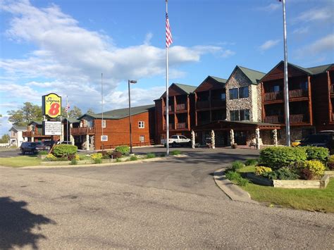 11 Best VERIFIED Pet Friendly Hotels in Mackinaw City with Weight ...