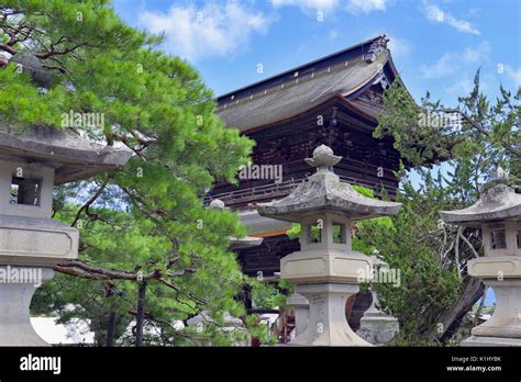 Grounds of Zenkoji Temple, Nagano Japan Stock Photo - Alamy