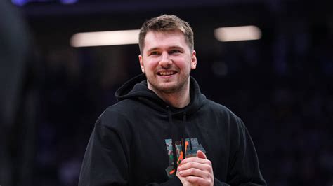 Mavericks All-Star Luka Doncic expected to return Saturday - TechiAI