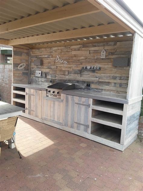 Pallet Outdoor Kitchen | 1001 Pallets