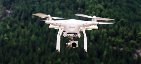 10 Major Pros & Cons of Unmanned Aerial Vehicle (UAV) Drones | Articles in Anchorage, AK 99501