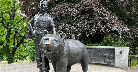 The Story of Wojtek: A Bear in the Polish Army During WW II