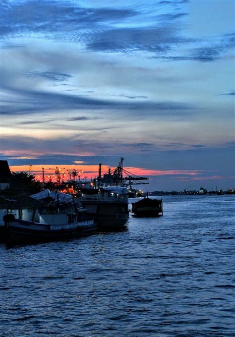 Kapuas River, Pontianak, Kalimantan, Indonesia | Indonesia